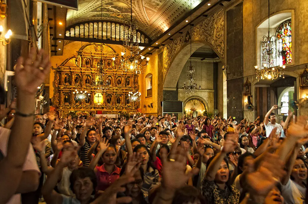 Cebu Tours Sto Nino Church