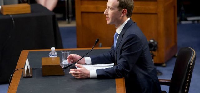 Zuckerberg of Facebook apologizes to U.S. Congress